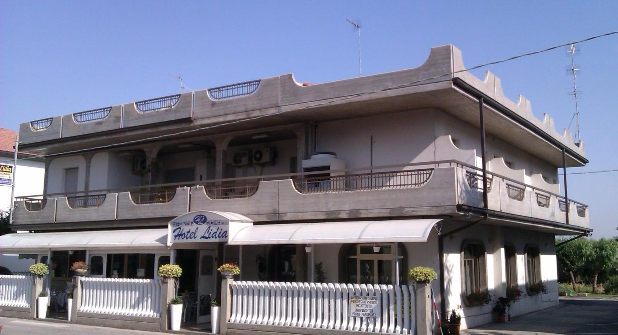 Hotel Lidia Alba Adriatica Eksteriør billede