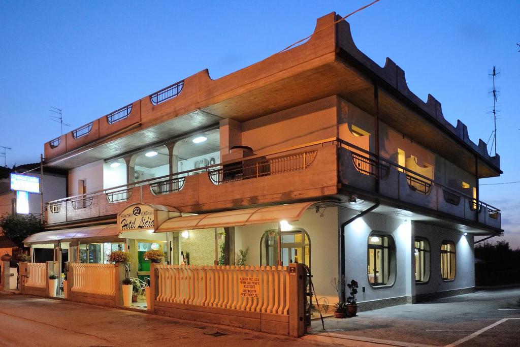 Hotel Lidia Alba Adriatica Eksteriør billede
